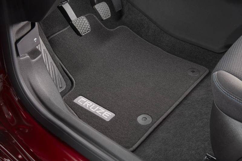 GM Accessories 13499295 - Front And Rear Premium Carpet Floor Mats In ...