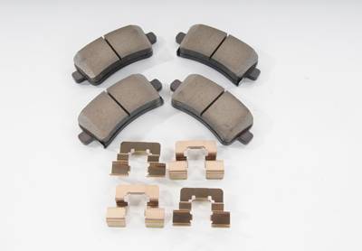 ACDelco - ACDelco 85143526 - Rear Disc Brake Pad Kit with Brake Pads and Clips