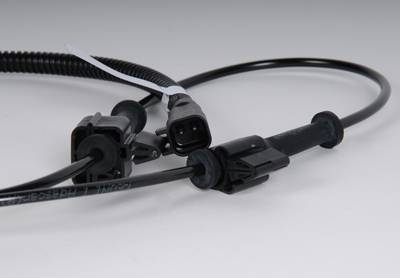 ACDelco - ACDelco 22897413 - Front ABS Wheel Speed Sensor