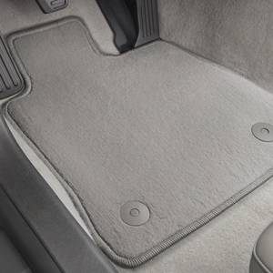 GM Accessories - GM Accessories 84365532 - Front Carpeted Floor Mats in Medium Ash Gray [2016-2020 Camaro]