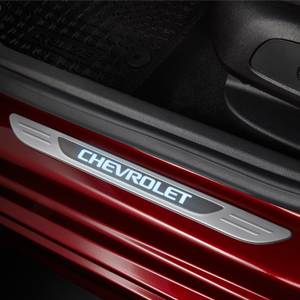 GM Accessories - GM Accessories 39088985 - Illuminated Front Door Sill Plates with Chevrolet Script [Cruze]