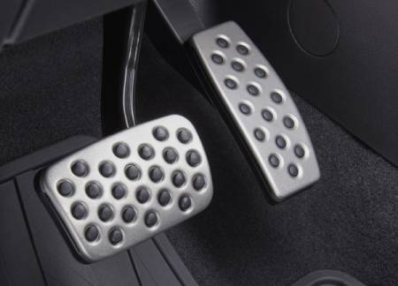 GM Accessories - GM Accessories 19212762 - Automatic Transmission Pedal Cover Package