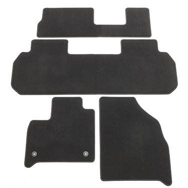 GM Accessories - GM Accessories 85136046 - Carpeted Floor Mat Package in Jet Black (Second-Row Bench Seat) [2018-2020 Traverse]