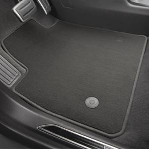 GM Accessories - GM Accessories 84578194 - Front And Rear Premium Carpeted Floor Mats In Dark Titanium [2017-2020 XT5]