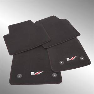 GM Accessories - GM Accessories 23286046 - First And Second-Row Premium Carpeted Floor Mats In Jet Black With V-Series Logo