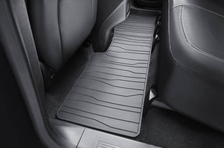 GM Accessories - GM Accessories 23323112 - Second-Row One-Piece Premium All-Weather Floor Mat In Black [2018+ Terrain]