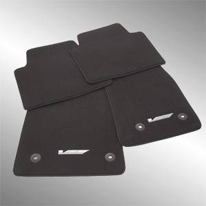 GM Accessories - GM Accessories 84033823 - First And Second-Row Premium Carpeted Floor Mats In Jet Black With V-Series Logo