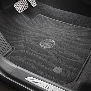 GM Accessories - GM Accessories 84096988 - First And Second-Row Carpeted Floor Mats In Ebony