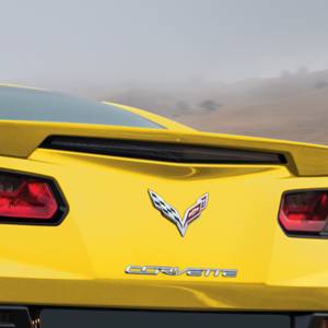 GM Accessories - GM Accessories 22967774 - Blade Spoiler Kit in Velocity Yellow [C7 Corvette]