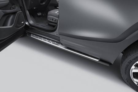 GM Accessories - GM Accessories 84279671 - Molded Assist Steps in Black [2018+ Terrain]